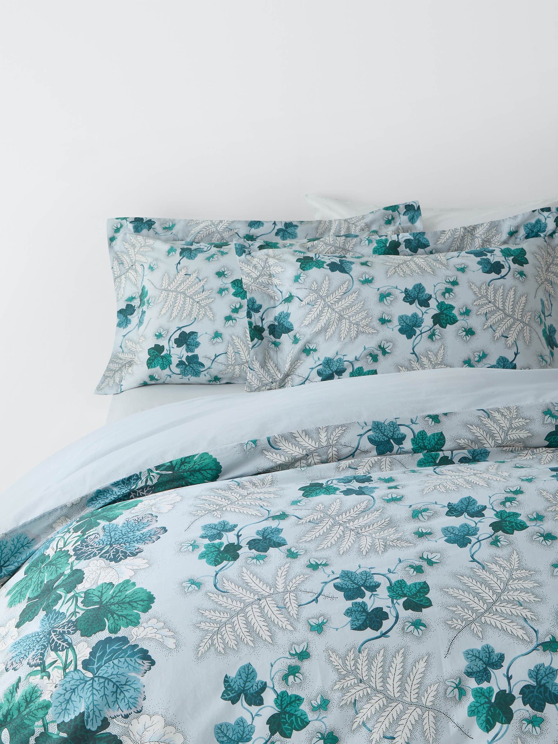 Geranium double duvet cover set, eau de nil