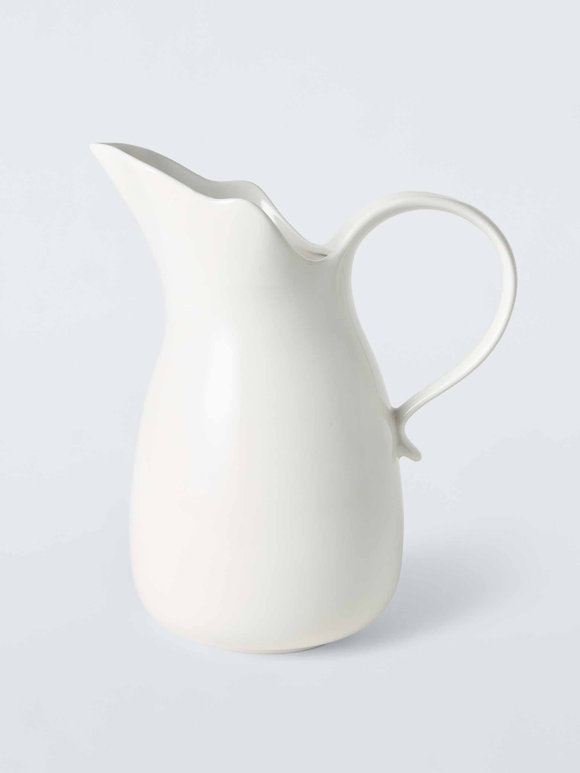 Jug (white)