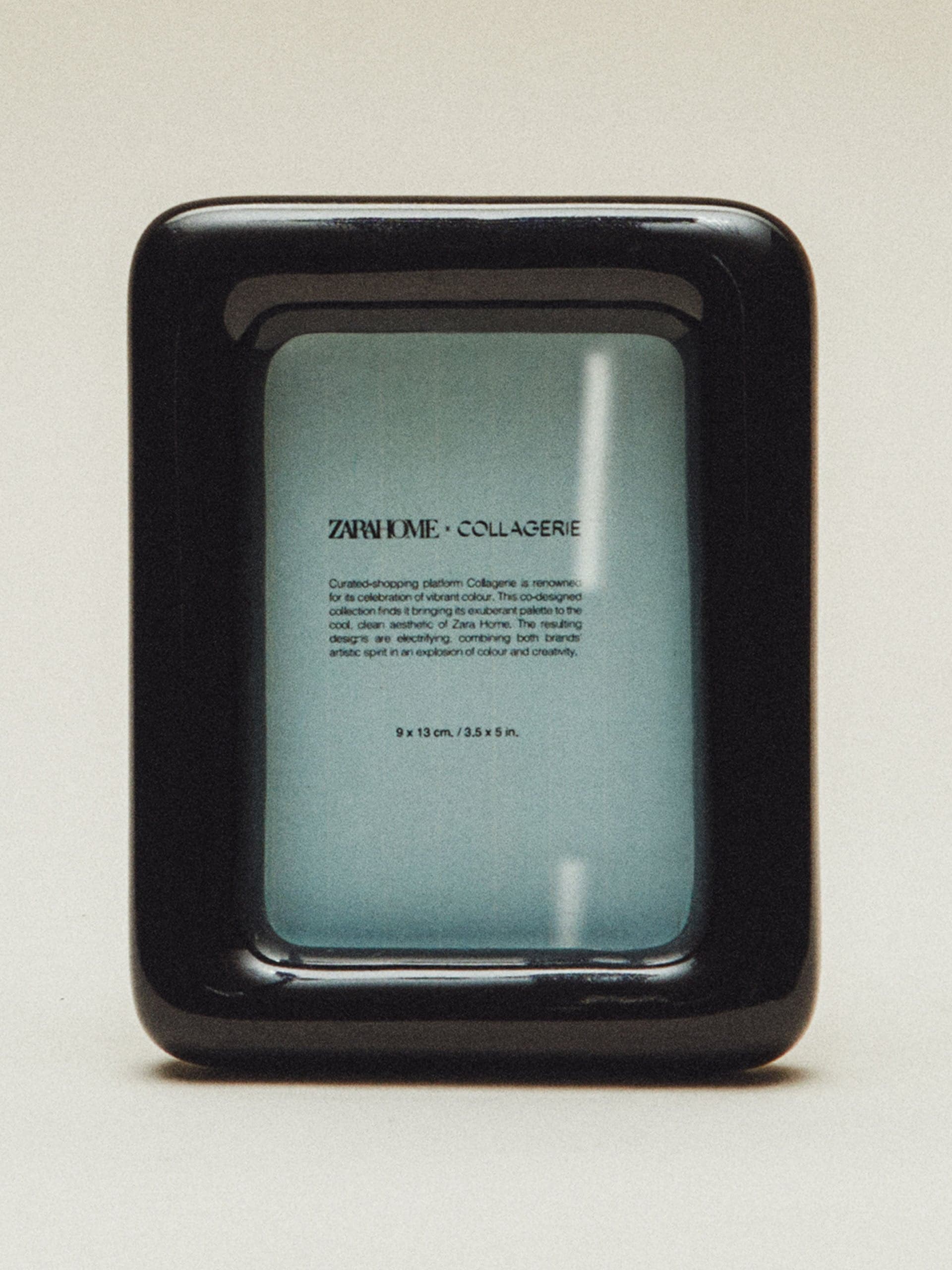 Coloured ceramic photo frame