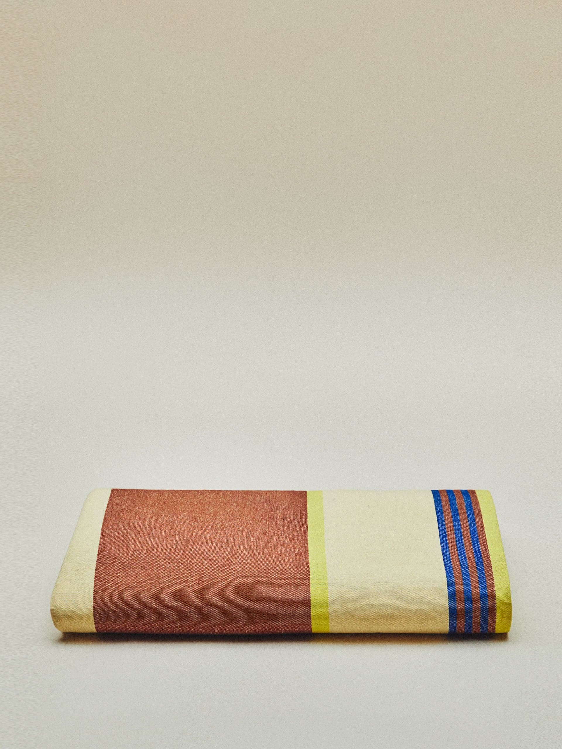 Striped cotton tablecloth