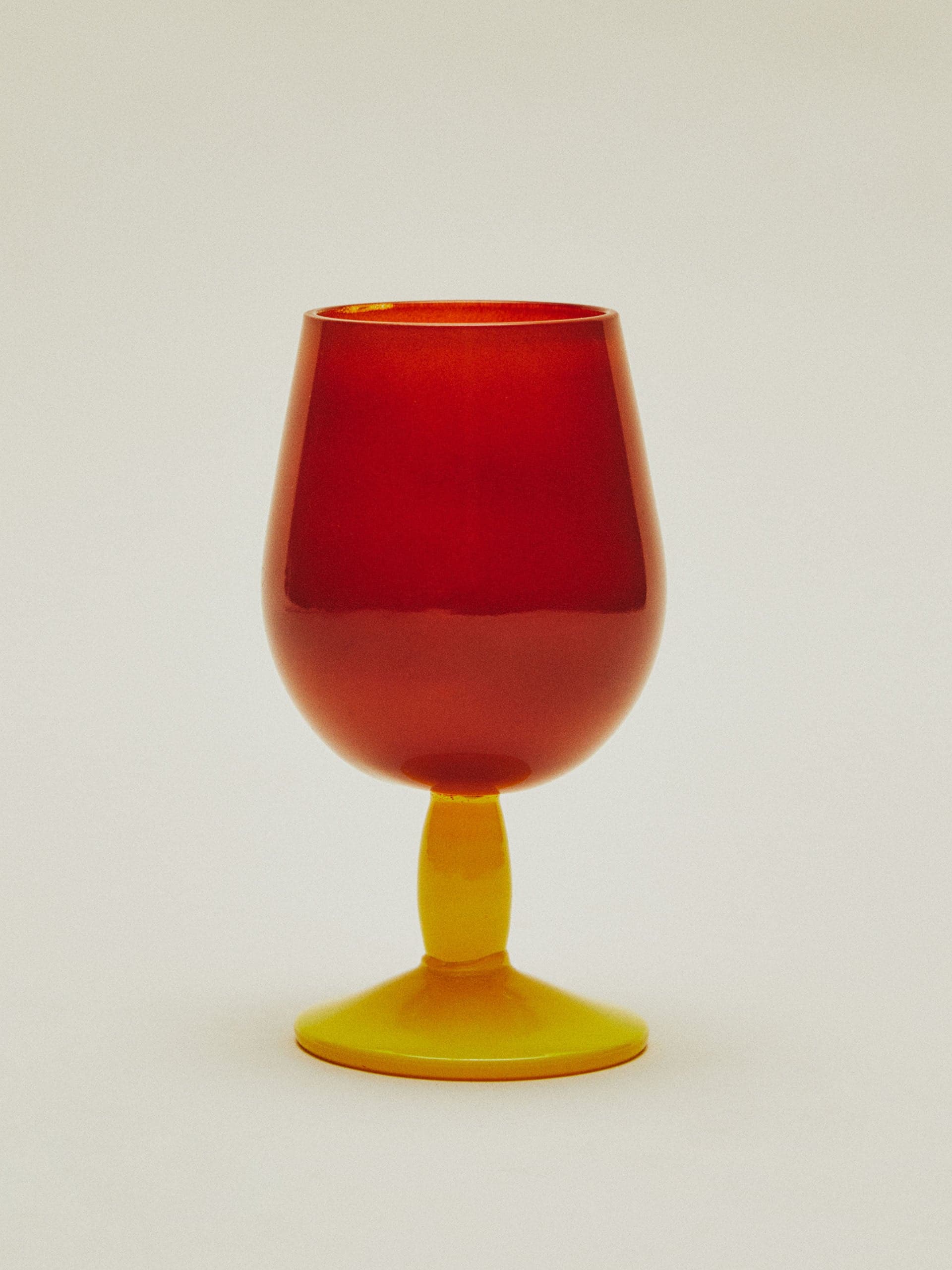 Two-tone glass