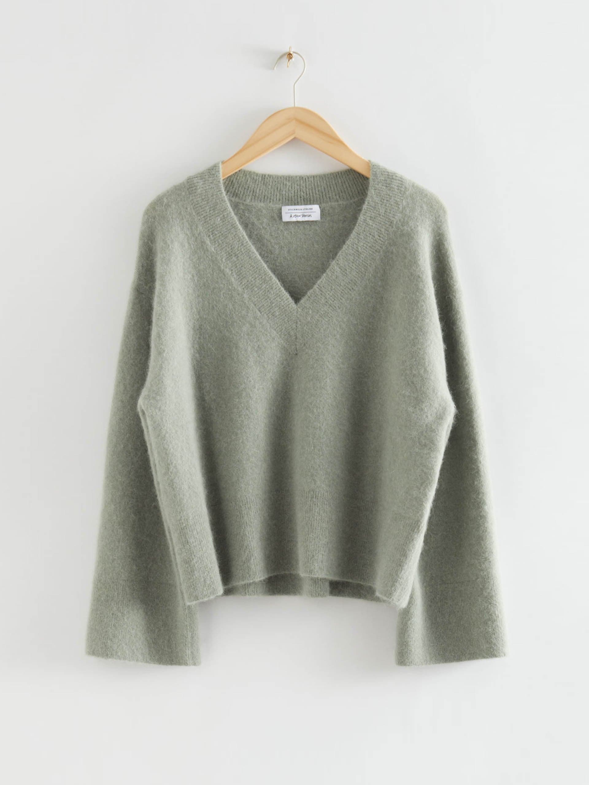 Oversized alpaca wool jumper in green