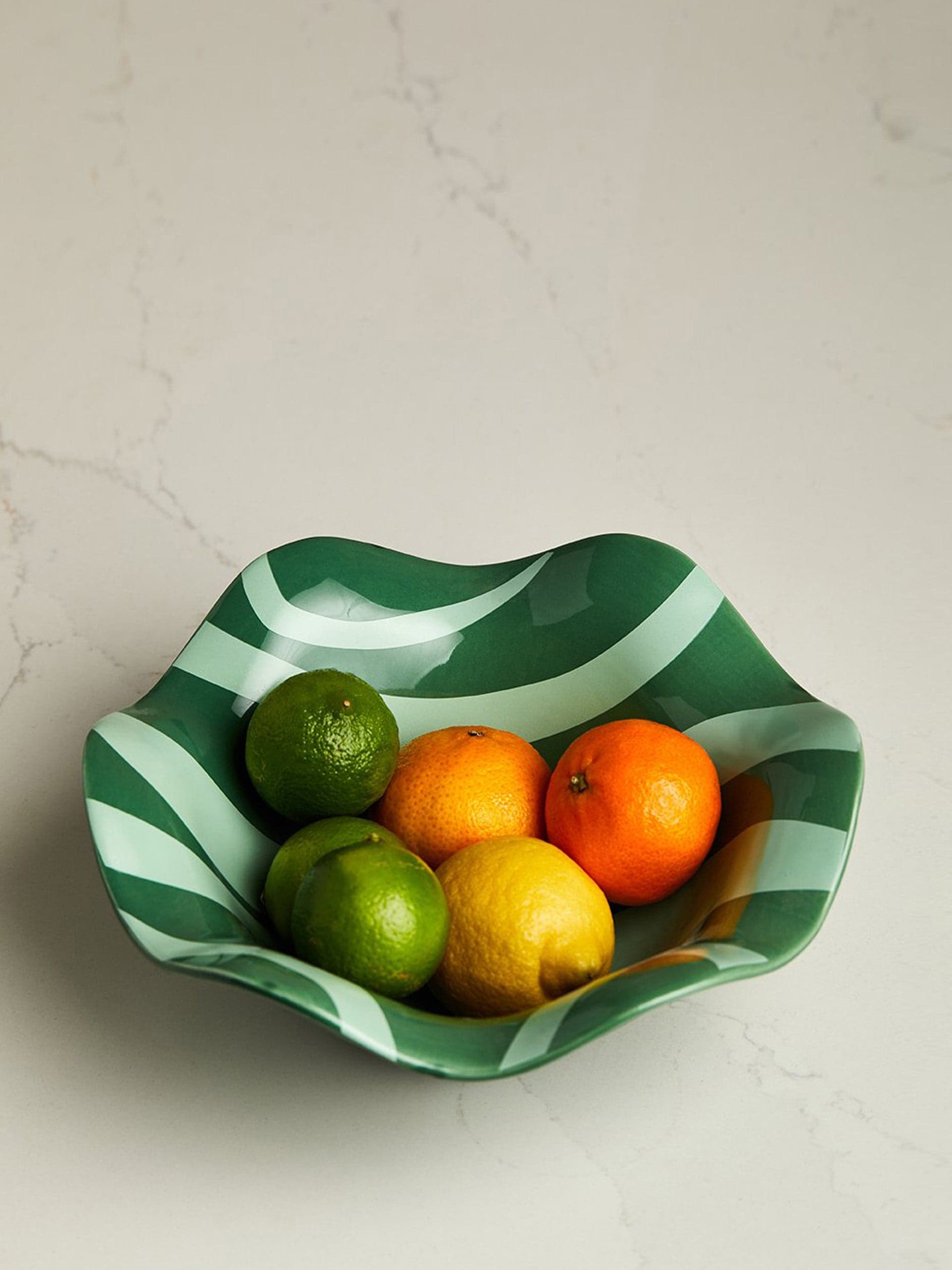 Green wavy bowl