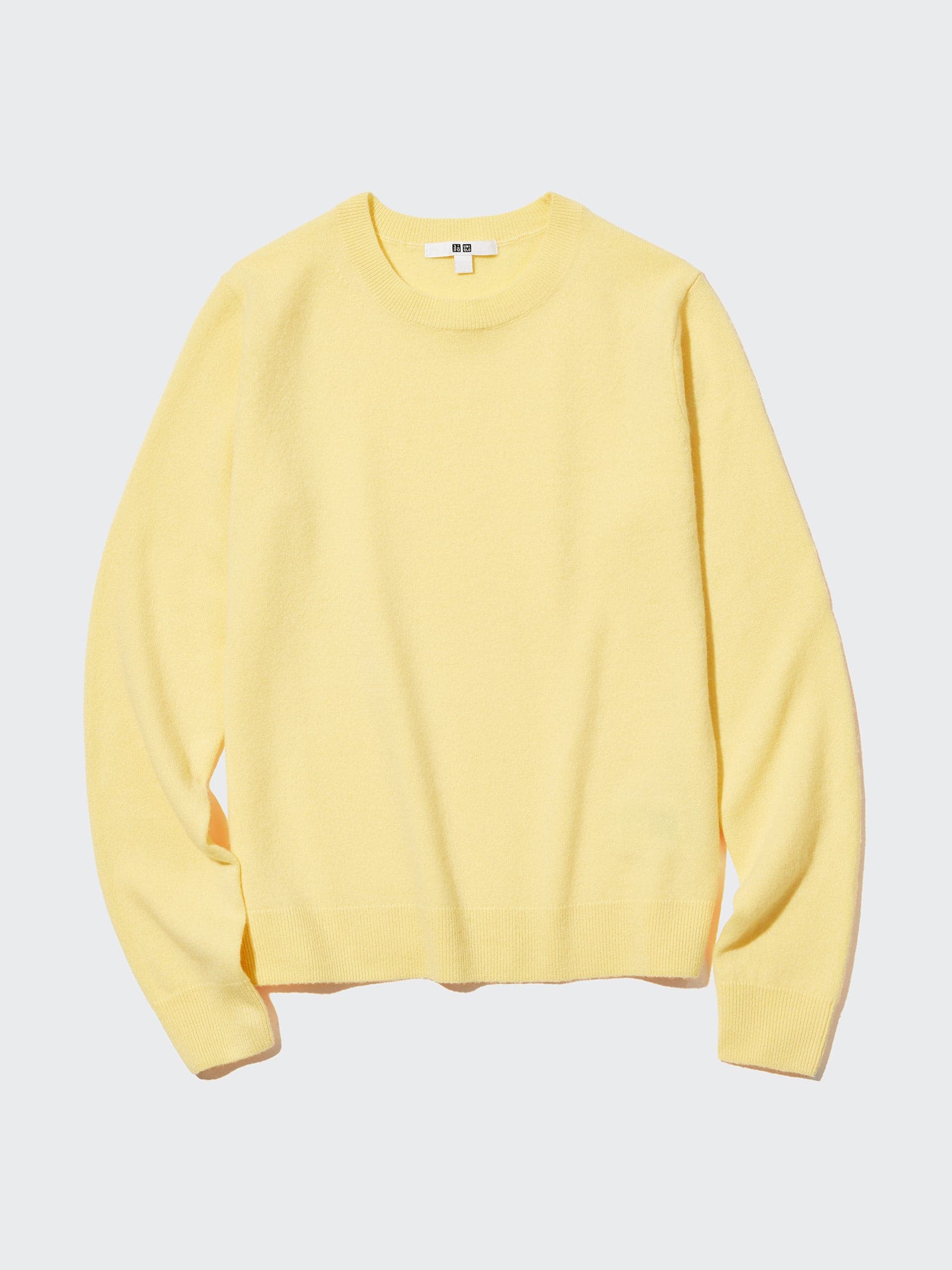 Cashmere jumper in yellow