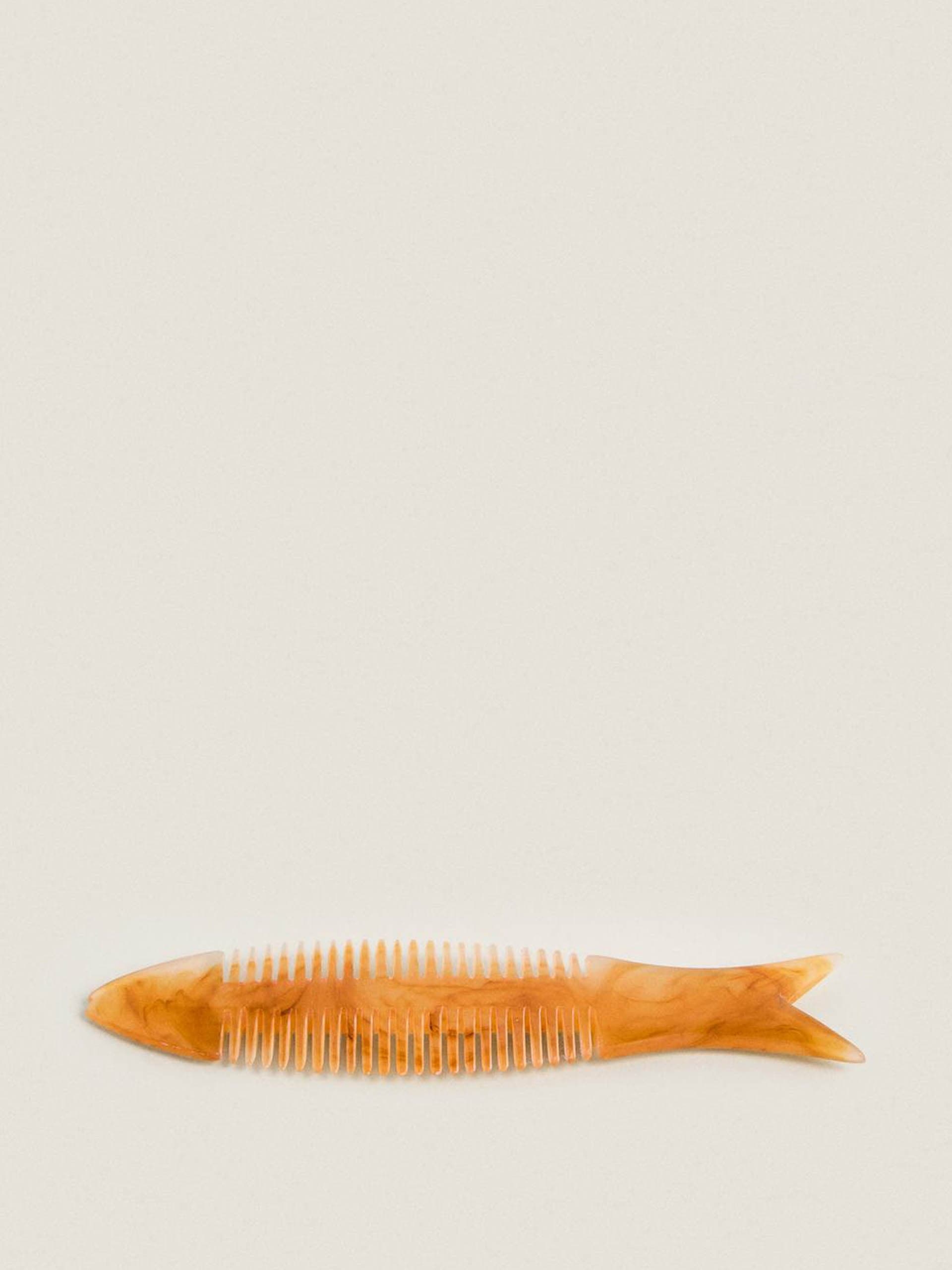 Fish comb