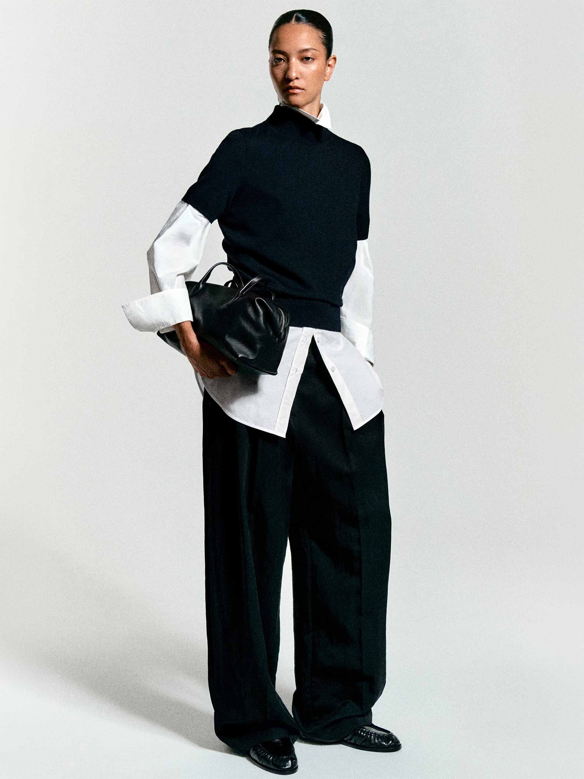 back2work-holding-cos