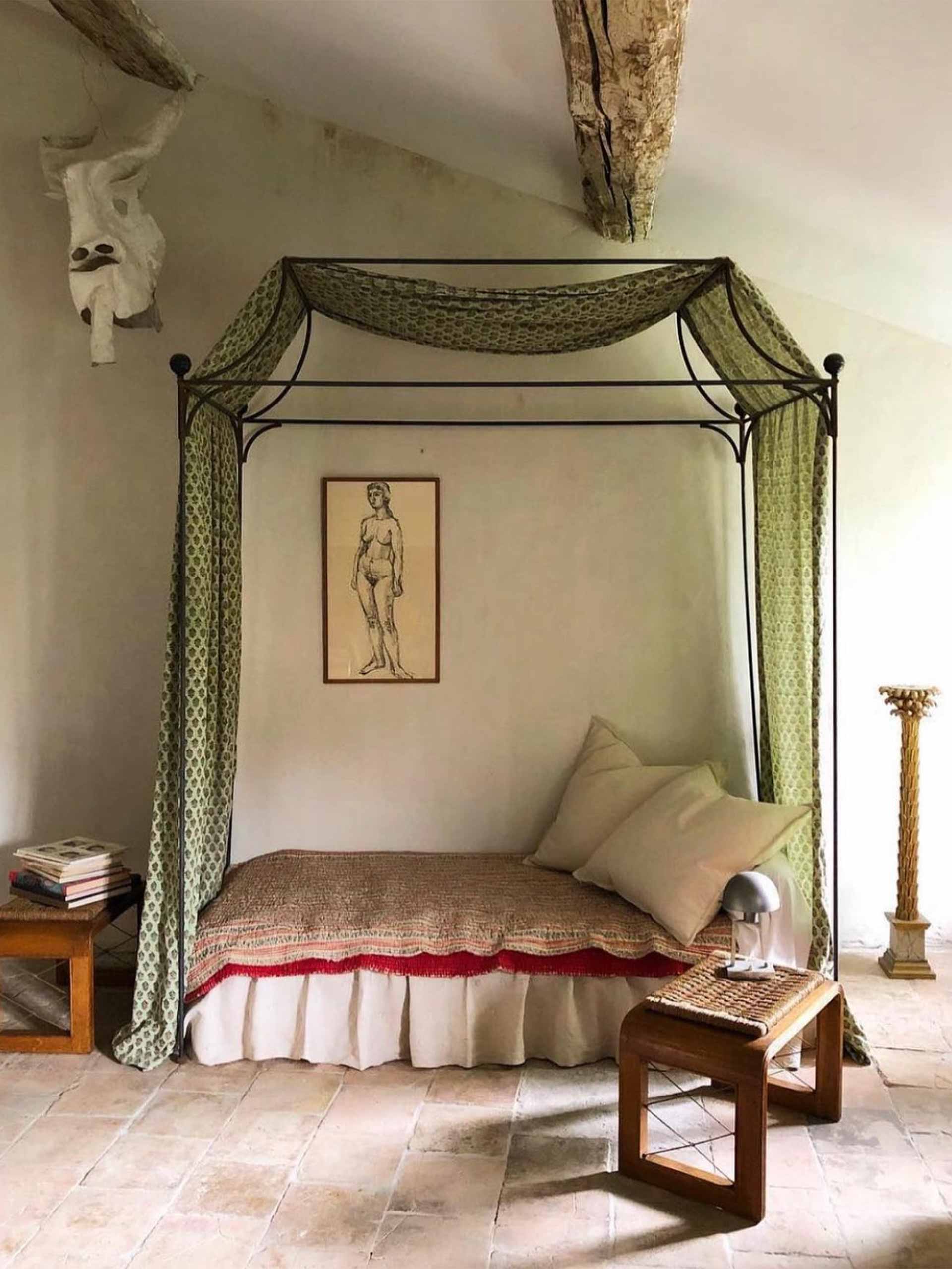 cozy-room-holding-atelier-vime