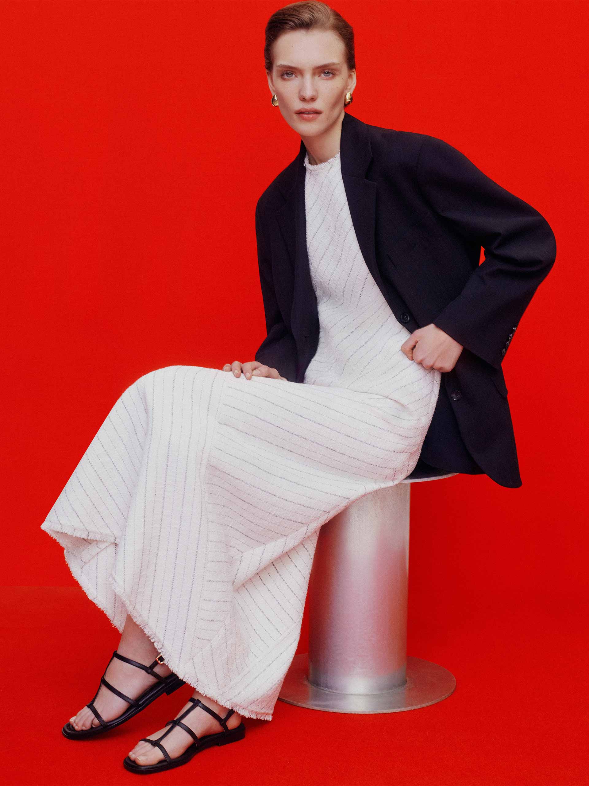 me-em-holding-occasion-co-op